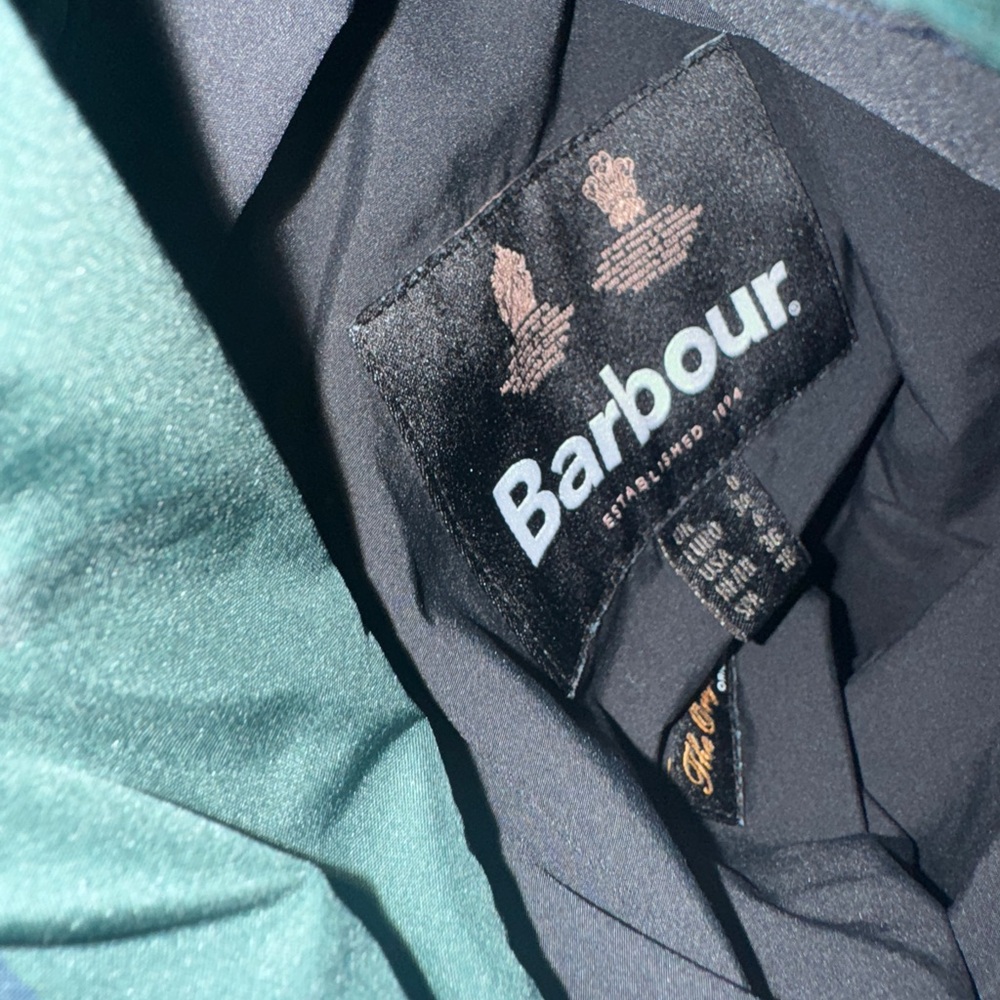Barbour Reversible Hudswell Quilted Jacket - Picture 10 of 10